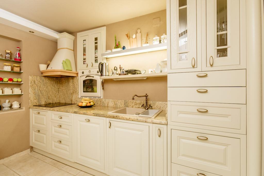 Villa Luxury Stone On The Sea With Private Pool And View Kotor Bagian luar foto