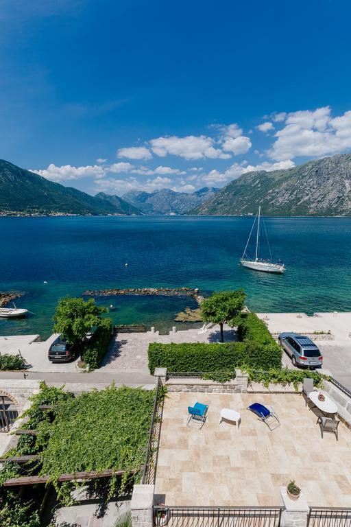 Villa Luxury Stone On The Sea With Private Pool And View Kotor Bagian luar foto
